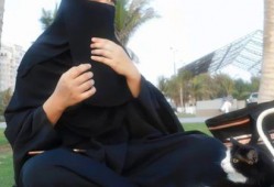 娱乐吃瓜君 七七,七七背后的故事与真相